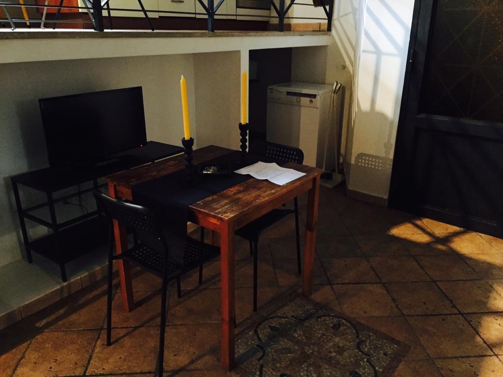 Home2Rome - Trastevere Phòng bức ảnh