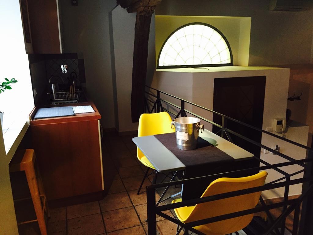 Home2Rome - Trastevere Phòng bức ảnh